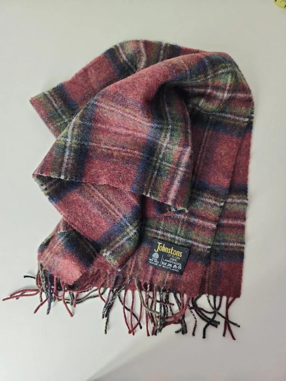 Johnstons of Elgin 100% Lambswool Tartan Plaid Scarf withFringe Made in Scotland
